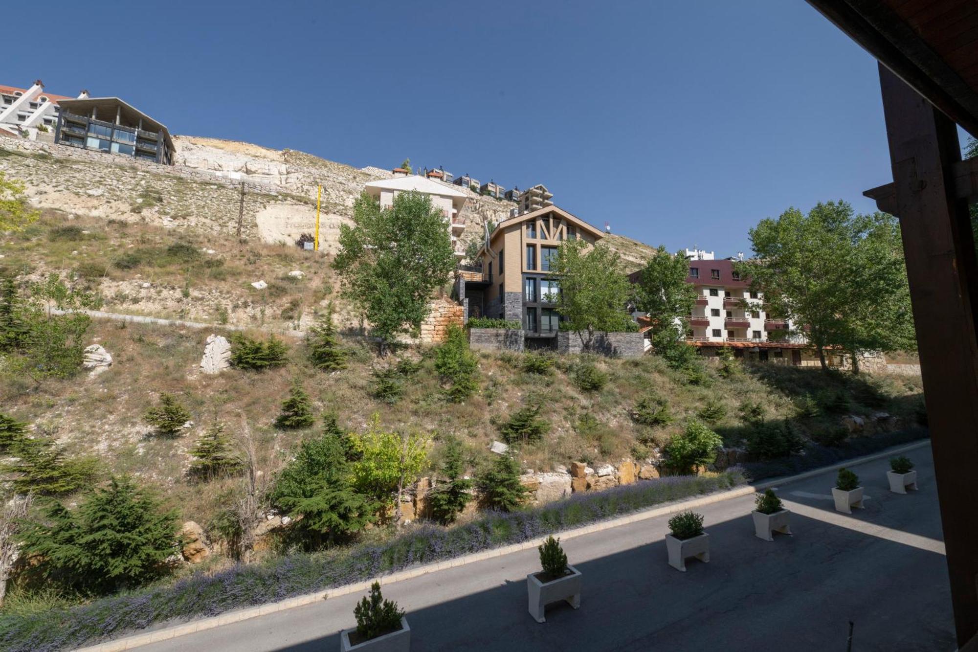 Intercontinental Mzaar Lebanon Mountain Resort & Spa By Ihg Mzaar Kfardebian Exteriör bild