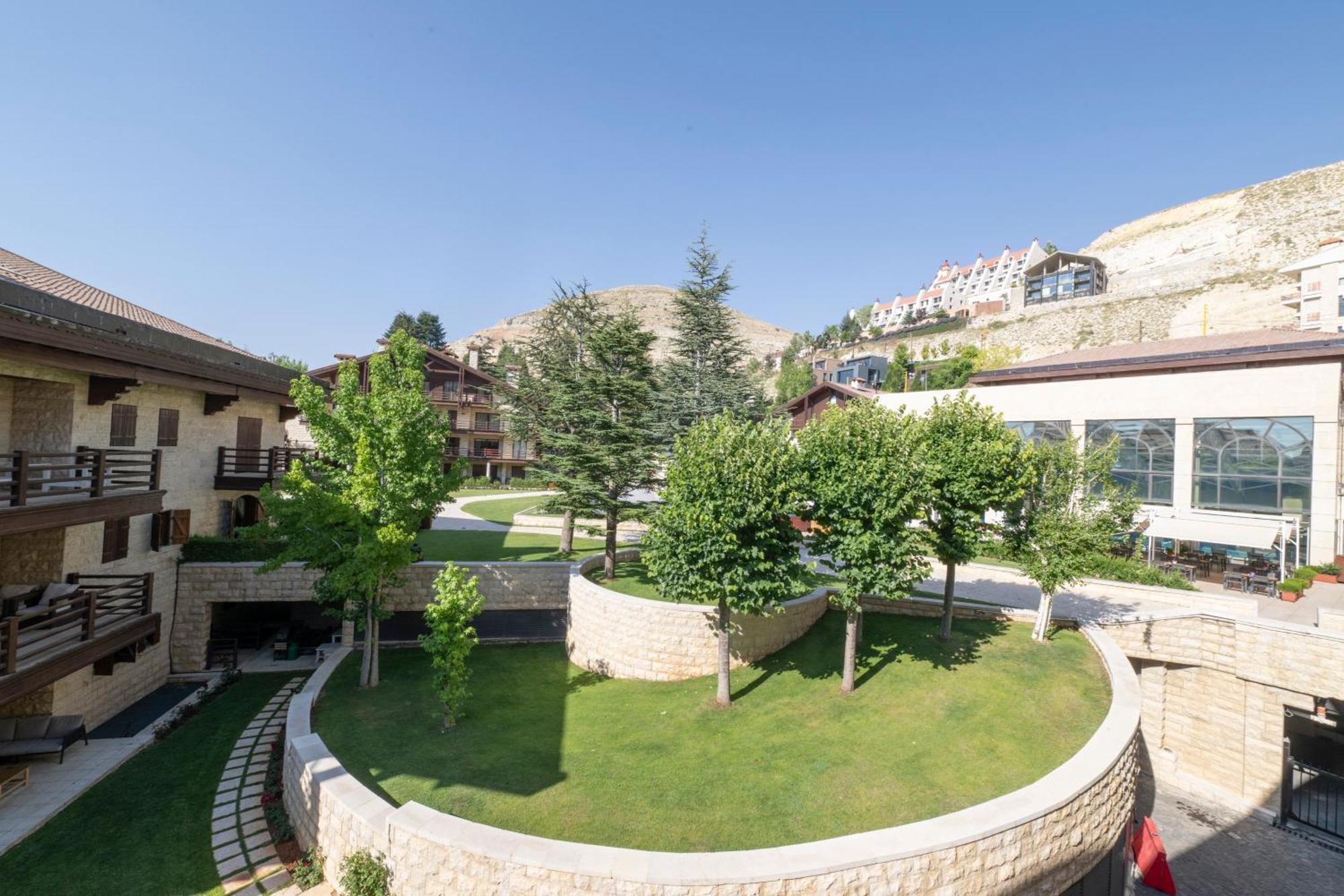 Intercontinental Mzaar Lebanon Mountain Resort & Spa By Ihg Mzaar Kfardebian Exteriör bild