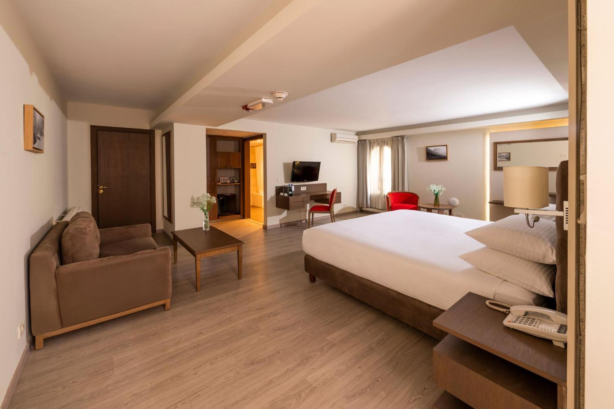 Intercontinental Mzaar Lebanon Mountain Resort & Spa By Ihg Mzaar Kfardebian Exteriör bild